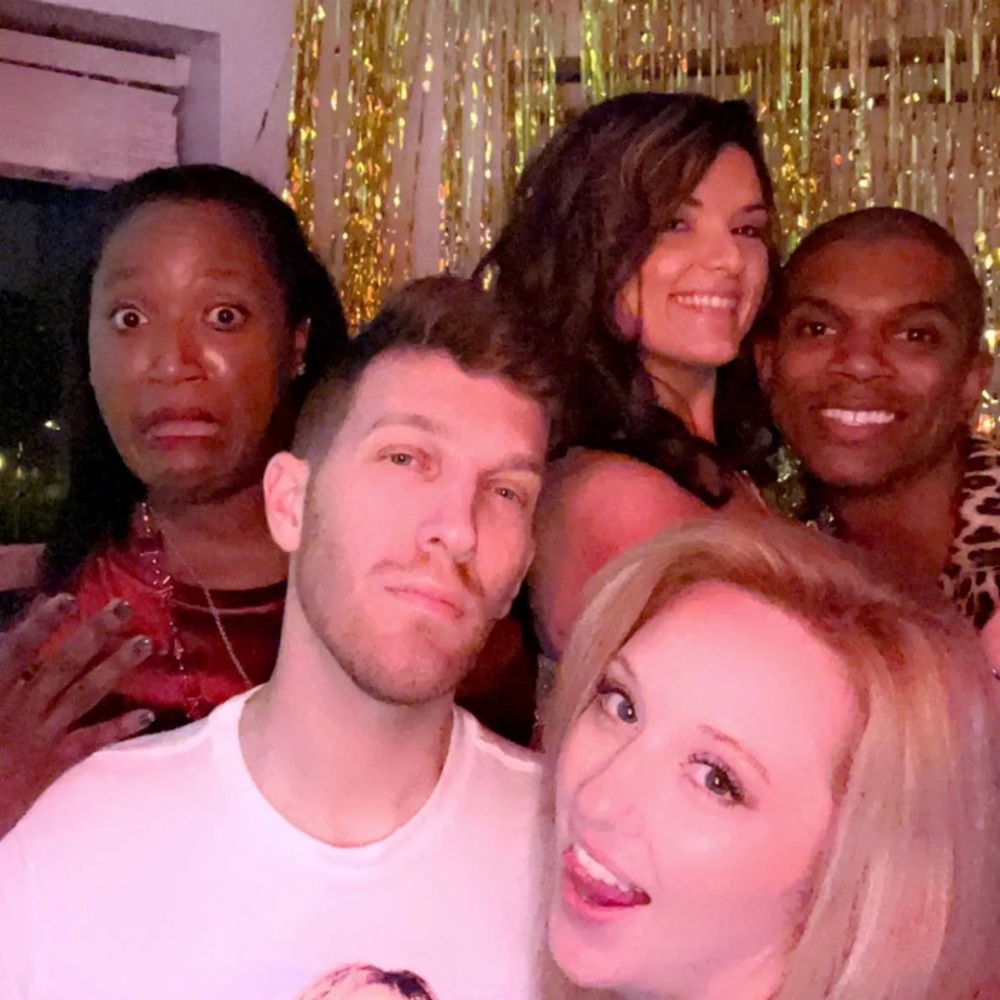 Miranda - Picture 4 of 4